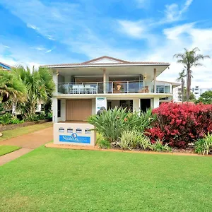 Apartment Nautilus Beachside Bargara